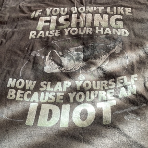 *SOLD* Mens fishing t shirt - Picture 2 of 4